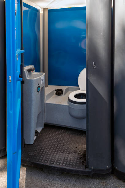 Best Porta potty rental near me  in Brooklyn, IA